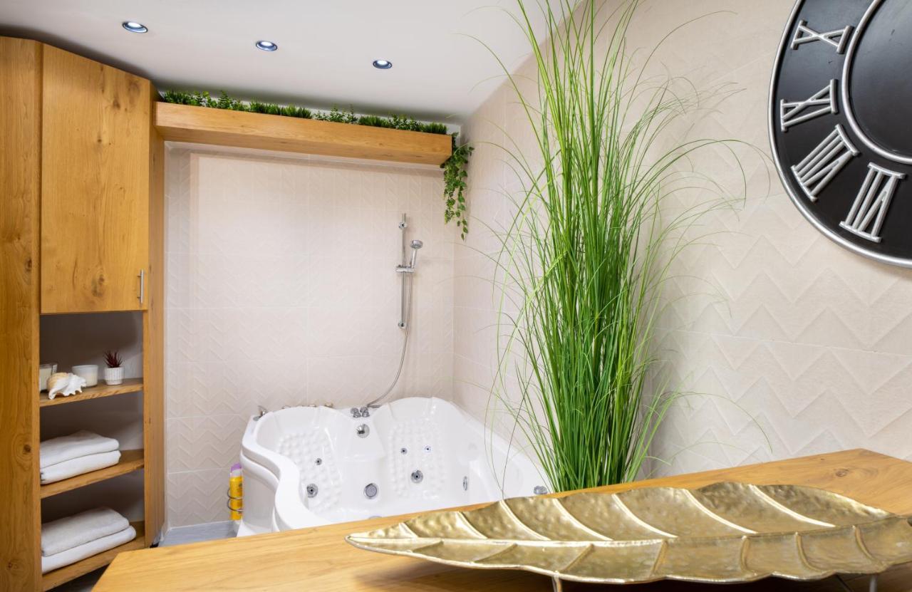 Romsuites - Amazing Atmosphere, Baha'I Gardens Main Street, German Colony 하이파 외부 사진